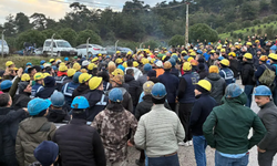 İzmir’in Kınık ilçesinde madencilerden 16 kilometrelik protesto yürüyüşü