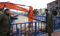 İzmir’de sağanak yağış seferberliği: 1365 personel 24 saat sahada