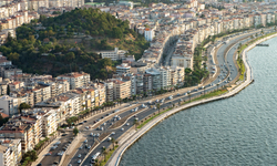 İzmir’de bu sokak iki günlüğüne araç trafiğine kapatıldı: Sadece acil geçişlere izin verilecek