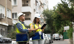 İzmir Büyükşehir Belediyesi’nden deprem ve afetlere karşı kapsamlı yapı stoğu çalışması
