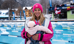 5 aylık anne Deniz Kayadelen Avrupa şampiyonasında 2 altın madalya kazandı