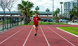 Karşıyaka'nın genç yıldızı İrem Yolaçan, Türkiye şampiyonasında imza attı