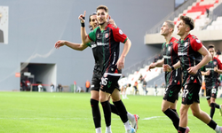 Karşıyaka evinde hata yapmadı: Çoruhlu FK’yı 3 golle geçti