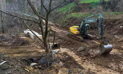 Kuvvetli yağış sonrası Büyükşehir ekiplerinden kırsalda yoğun mesai