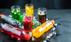 Ergenlerde şekerli içecekler kaygı riskini artırıyor mu?