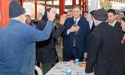 İzmir’de Ramazan sofraları büyüyor: 30 ilçede iftar, 65 bin haneye destek