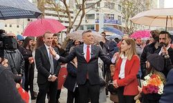 Yenilik Partisi İzmir İl Başkanlığı açıldı: Öztürk Yılmaz’dan iktidara sert eleştiriler
