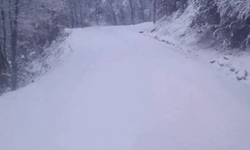 İzmir’in tepelerinde kar yağışı başladı