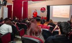 Karşıyakalı gençler deprem ve afetlere karşı bilinçleniyor