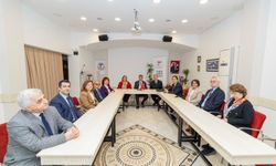 Dr. Cemil Tugay’dan meslektaşlarına 14 Mart vefası: Hekimlerimizin yanındayız.