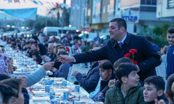 Torbalı'da 3 bin kişi aynı sofrada oruç açtı