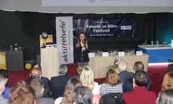 Konak'ta Felsefe ve Bilim Festivali'ne yoğun ilgi