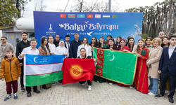 İzmir’de Bahar Bayramı coşkusu: Başkan Cemil Tugay’dan barış ve kardeşlik mesajı