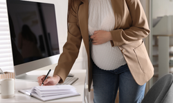 Yeni anneler iş hayatına veda ediyor: Nedeni kreş ve bakıcı gideri