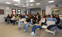 Gençler kariyer yolculuğu için Efes Tarlası Yaşam Köyü’nde buluştu