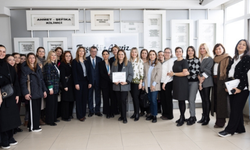 İzmir Türk Koleji’nden Ege Üniversitesi Tıp Fakültesi’ne sağlık desteği