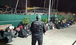 Seferihisar’da 28 düzensiz göçmen yakalandı
