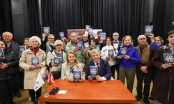 İzmir eski milletvekili Balbay, İstanbul Bakırköy’de “Türkiye’nin Geleceği”ni konuştu