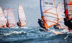 Foça’da yelken heyecanı: Milli takım sporcuları belirlendi