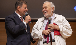 Tarihçi İlber Ortaylı İzmir yorumunu İzmir'e miras bıraktı: “Akdeniz Medeniyetinin Kilit Şehirlerinden Biri”