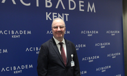 İzmir’de Acıbadem Kent Hastanesi’nde Alzheimer ve kadın sağlığı ele alındı