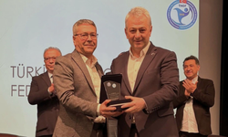 Türkiye Halk Oyunları Federasyonu Başkanı Hüseyin Güler, Ege Üniversitesi’ni ziyaret etti