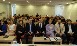 EGİAD’da 2026 ekonomisi masaya yatırıldı: Kur, enflasyon ve riskler tartışıldı