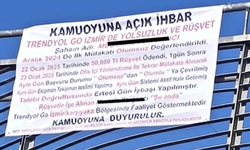 İzmir’de üst geçitte dikkat çeken pankart: “İşe girmek için 50 bin TL rüşvet” iddiası