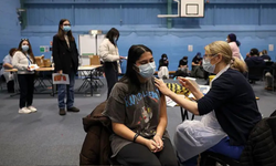 İngiltere’de menenjit vakaları artıyor: Salgın yayılma riski taşıyor mu?