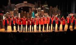 İzBBŞT, Dünya Tiyatro Günü’nü iki sahnesinde ücretsiz oyunlarla kutladı