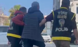 İzmir'de 15 yıldır aranan şüpheli sahte kimlikle yakalandı