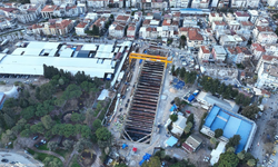 İzmir’de ulaşım devrimi: Dev ulaşım projeleri tamamlanıyor