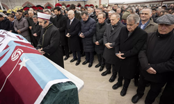 Trabzonspor’un acı kaybı: Orhan Kaynak son yolculuğuna uğurlandı