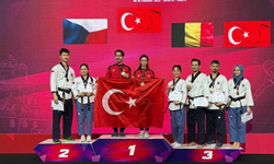 İzmirli tekvandocu çiftten, 2 altın madalya