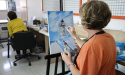 Bayraklı’da sanat her yaşta ücretsiz eğitimlerle buluşuyor