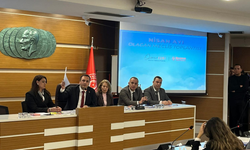 Bornova Belediyesi Meclisi’nde “Özkan Yalım soruşturması” meclisi karıştırdı