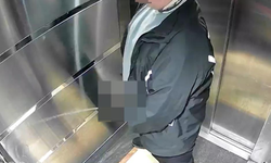Asansöre tuvaletini yapan kuryeye asansörü temizlettiler