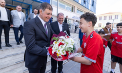 Başkan Tugay'dan Menderes'e teşekkür turu
