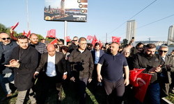 Cemil Tugay’a Meslek Fabrikası önünde vatandaşlardan destek