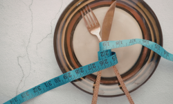 Uzmanından zayıflama iğnesi uyarısı: Sihirli değnek değil