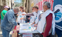 Foçalılar dip çamuru döküm alanına karşı imza kampanyası başlattı