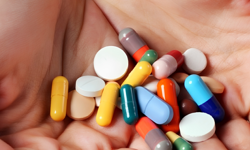 Kanser tedavisinde ilaç krizi: Hastalar ilaca erişemiyor