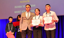 İzmir’de genç bilim insanları sahneye çıktı: TÜBİTAK 2204-B bölge ödülleri sahiplerini buldu