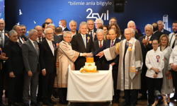 İzmir Ekonomi Üniversitesi’nden 25. yılda küresel üniversite hedefi