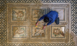 İzmir’in 8 bin 500 yıllık tarihi için yeni adım: Arkeoloji Kurulu toplandı