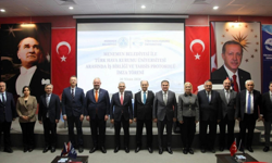 Menemen’de ikinci üniversite için imzalar atıldı