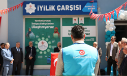 İzmir’in ilk İyilik Çarşısı Bayraklı’da açıldı