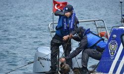 Aliağa’da kaçak ahtapot tuzakları imha edildi