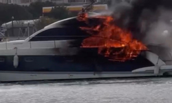 Çeşme’de motoryatta yangın paniği: Tekne kullanılamaz hale geldi