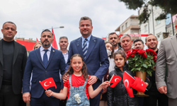 Buca'da 23 Nisan coşkusu şenlikle taçlandı